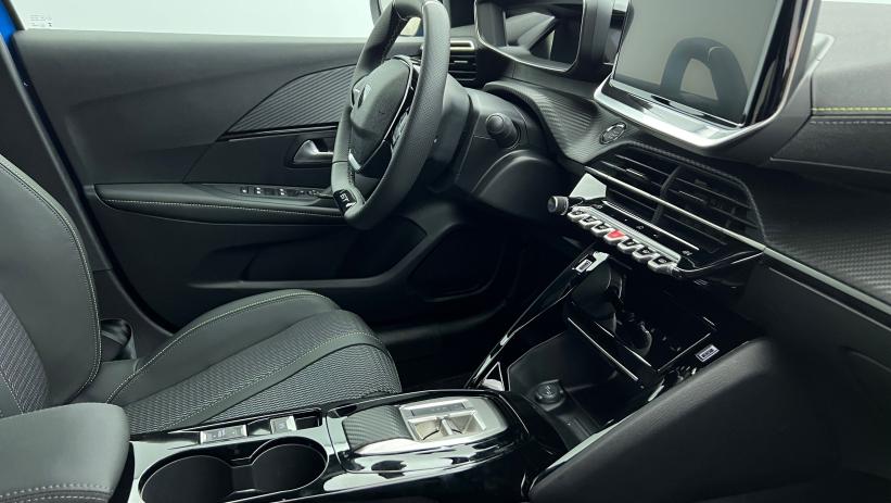 Aperçu du véhicule : Hybrid 110 e-DCS6 GT Bleu Vertigo avec 1550€ d'équipements inclus