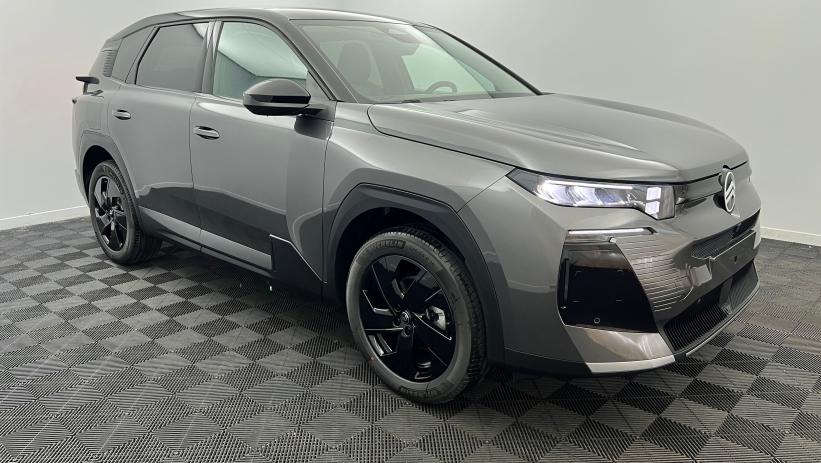 Aperçu du véhicule : Nouveau Hybrid 145 ch e-DCS6 Plus Gris Platinium - Toit Noir Perla Nera avec 2550€ d'équipements inclus