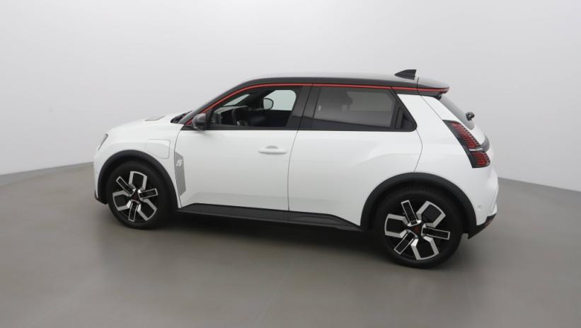 Aperçu du véhicule : E-TECH ELECTRIQUE 150CH TECHNO AUTONOMIE CONFORT