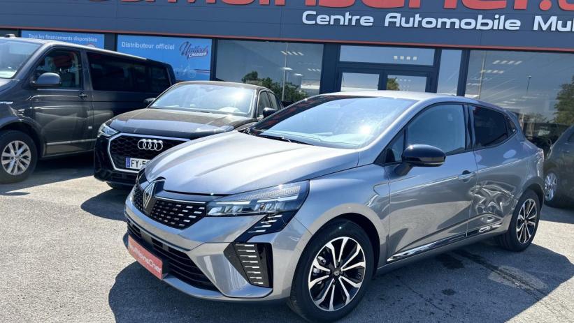 Aperçu du véhicule : TECHNO 1.0 TCE 90CV + ROUE DE SECOURS + NEUF 0KM