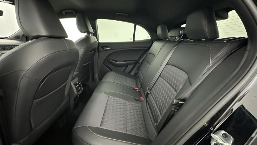 Aperçu du véhicule : 1.5 Hybrid+ 195ch Luxury