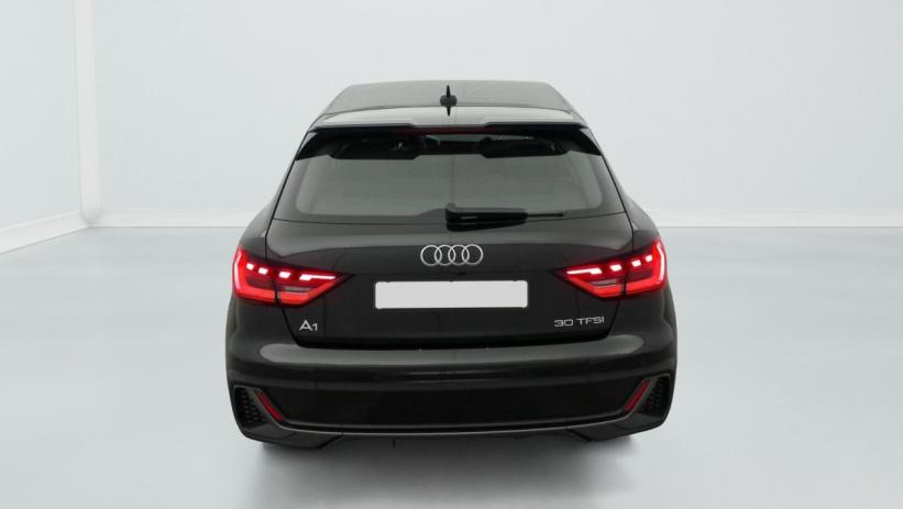 Aperçu du véhicule : 30 TFSI 116 ch S tronic 7 Design