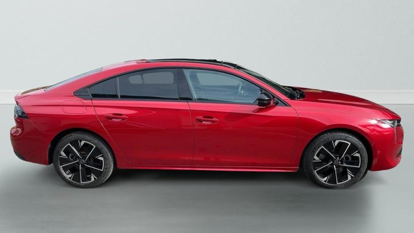 Aperçu du véhicule : Hybrid 225 e-EAT8 GT