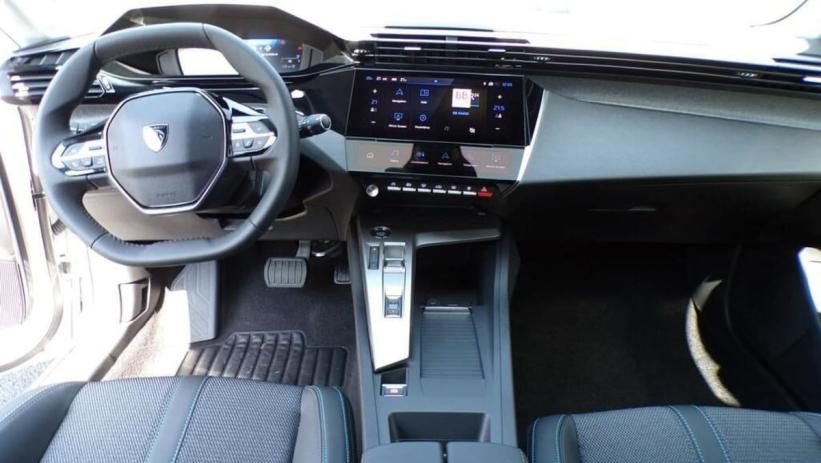 Aperçu du véhicule : BlueHDi 130ch S S EAT8 Allure