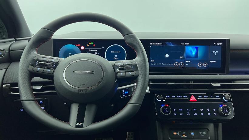 Aperçu du véhicule : 1.6 T-GDI 239 Hybrid BVA6 N Line Executive Abyss Black avec 1160€ d'équipements inclus