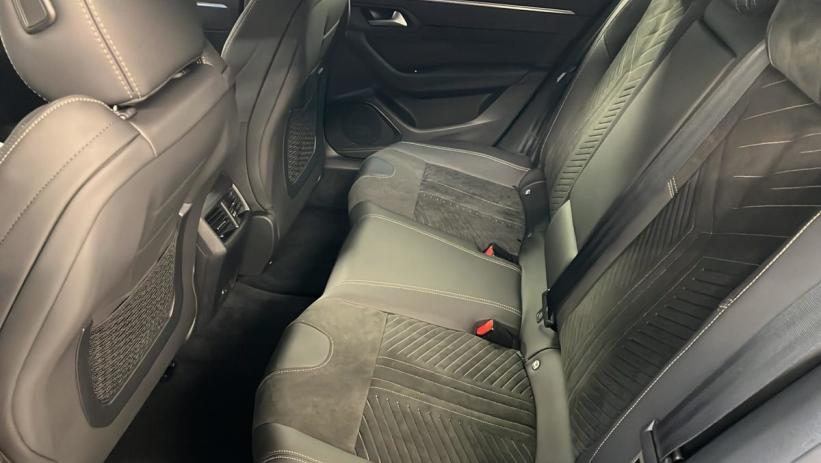 Aperçu du véhicule : Hybrid 225 e-EAT8 Allure