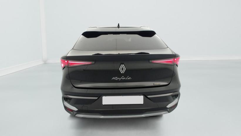 Aperçu du véhicule : E-Tech full hybrid 200ch Techno