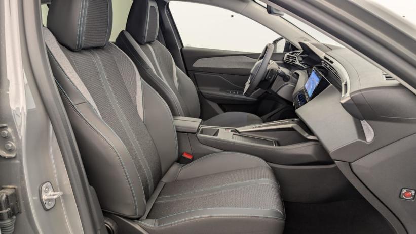 Aperçu du véhicule : Hybrid 145 e-DCS6 Allure