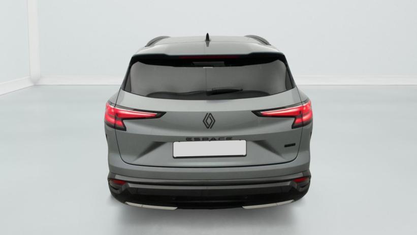 Aperçu du véhicule : FULL HYBRID E-TECH 200 CH 7PL ESPRIT ALPINE