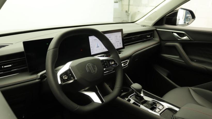 Aperçu du véhicule : 1.5 Hybrid+ 224 ch Luxury