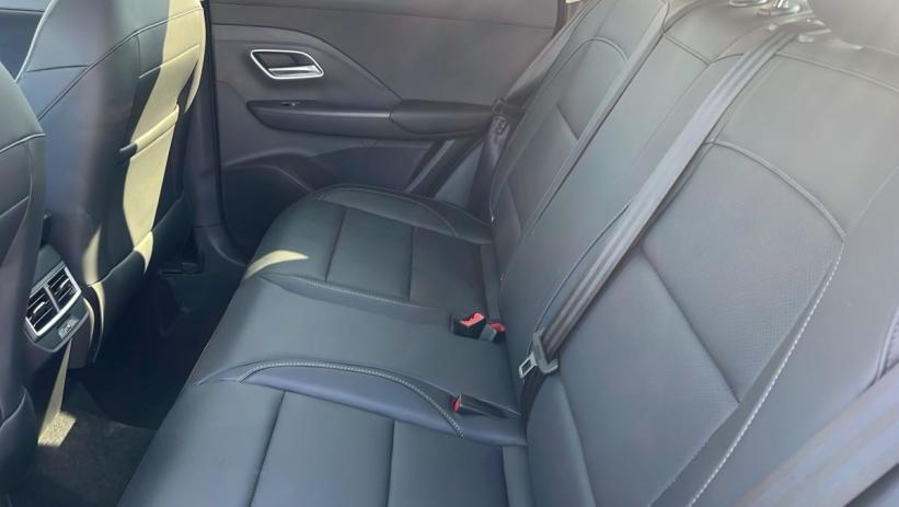 Aperçu du véhicule : 1.5 L Hybrid+ 197 ch Luxury