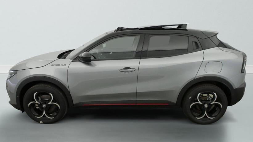 Aperçu du véhicule : 1.2 Ibrida 145 ch eDCT6 Speciale