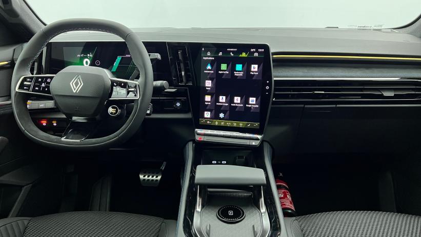 Aperçu du véhicule : full hybrid E-Tech 200 ch Esprit Alpine Noir Etoilé avec 2750€ d'équipements inclus