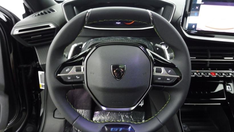 Aperçu du véhicule : 1.2 HYBRID 145CH GT E-DCS6