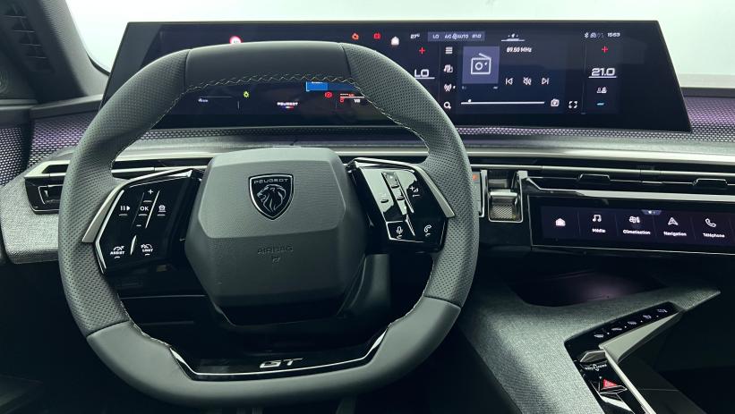 Aperçu du véhicule : Hybrid 145 e-DCS6 GT Gris Artense avec 5700€ d'équipements inclus