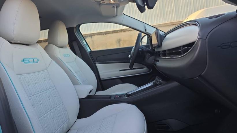 Aperçu du véhicule : T-Gen 3 1.2 Hybrid 110ch eDCT6 La Prima