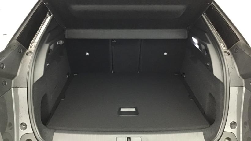 Aperçu du véhicule : 3008 Hybrid 145 e-DCS6 GT