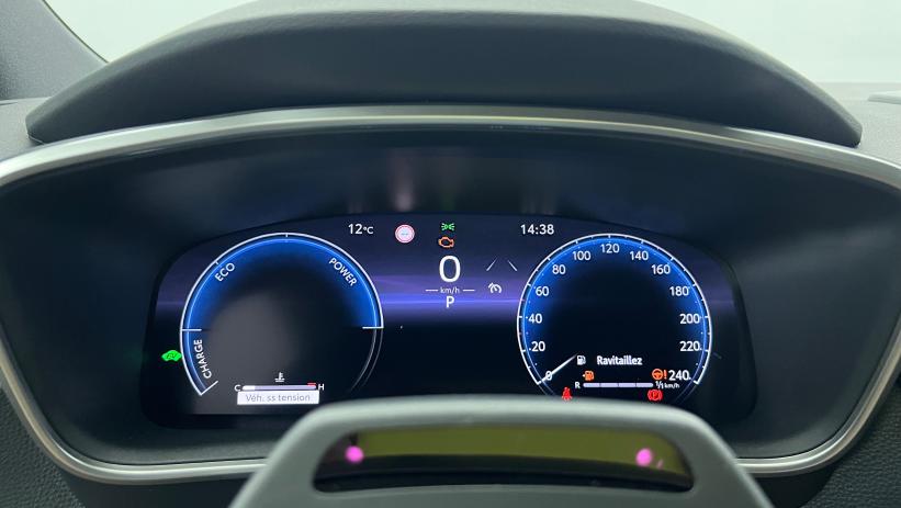 Aperçu du véhicule : Hybride 178ch Design Blanc Lunaire nacré avec 2540€ d'équipements inclus