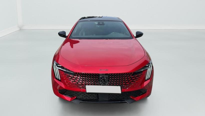 Aperçu du véhicule : Hybrid 225 e-EAT8 GT