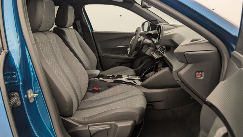 Aperçu du véhicule : Hybrid 136 e-DCS6 Allure