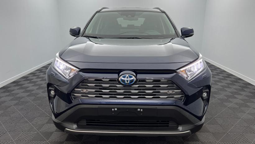 Aperçu du véhicule : Hybride 222 ch AWD-i Dynamic Bleu de Prusse avec 2850€ d'équipements inclus