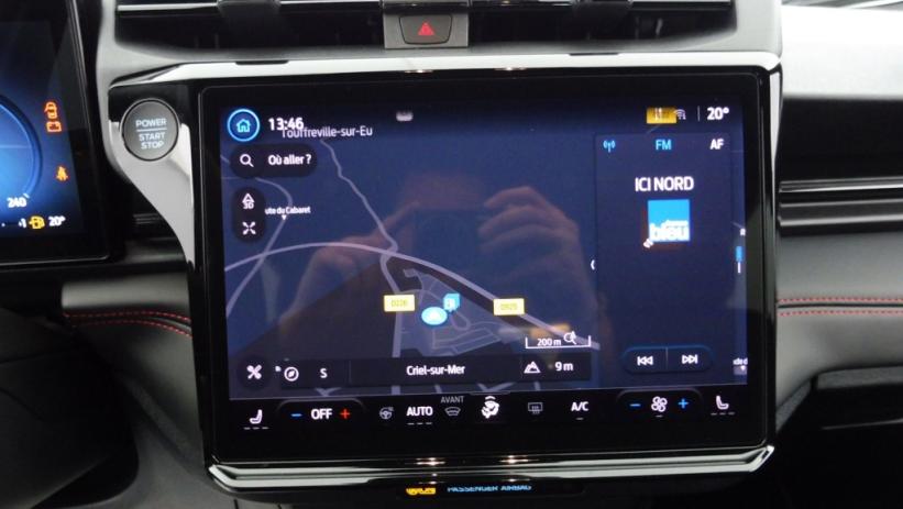 Aperçu du véhicule : 1.0 ECOBOOST HYBRID 125CH ST LINE S&S POWERSHIFT