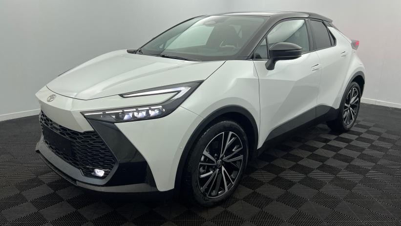 Aperçu du véhicule : Hybride Rechargeable 225 Collection Blanc Lunaire nacré - Toit Noir avec 3700€ d'équipements inclus