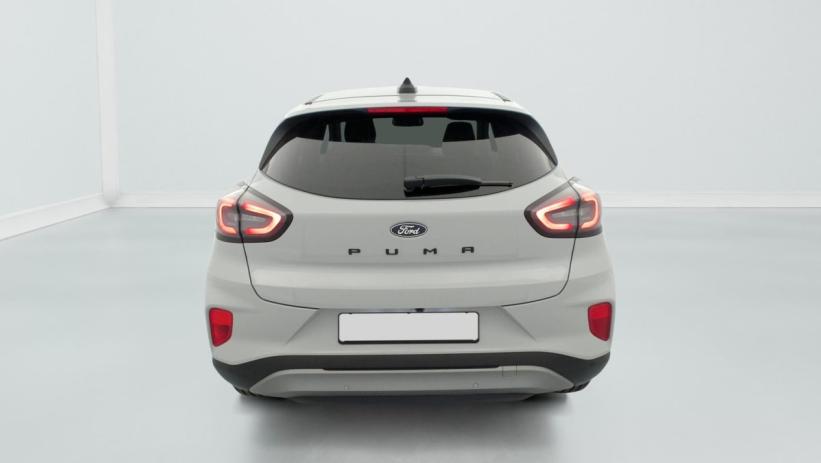 Aperçu du véhicule : 1.0 EcoBoost 125 ch mHEV S S BVM6 Titanium