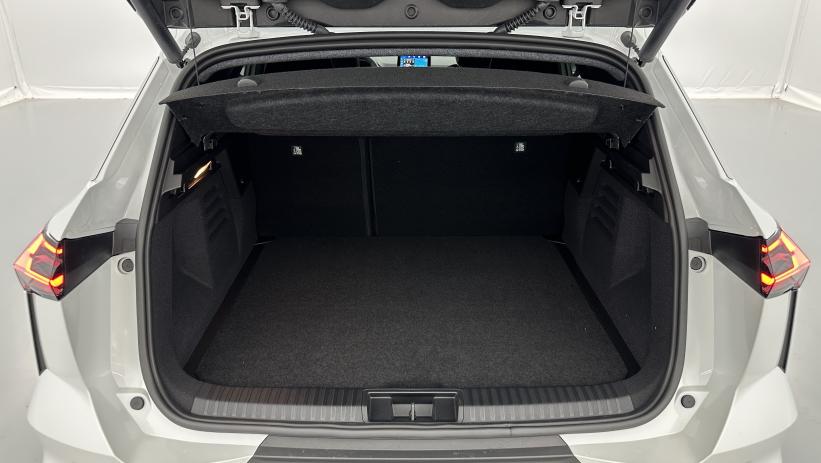 Aperçu du véhicule : E-Tech full hybrid 160ch Techno