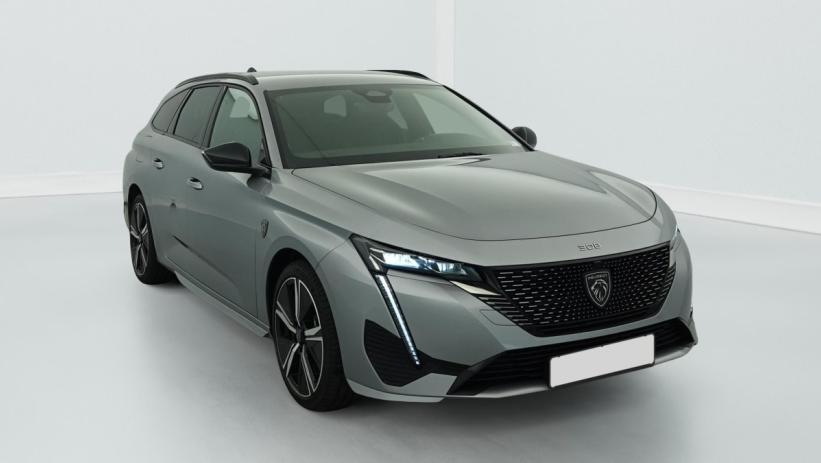 Aperçu du véhicule : PHEV 225 e-EAT8 GT