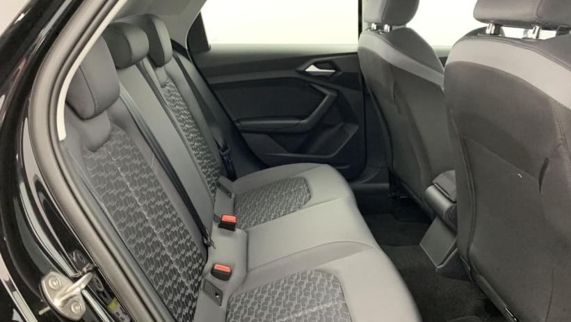 Aperçu du véhicule : 30 TFSI 116 ch S tronic 7 Design