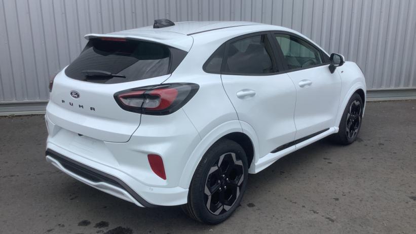 Aperçu du véhicule : PUMA 1.0 EcoBoost 125 ch mHEV S&S BVM6 ST-Line X