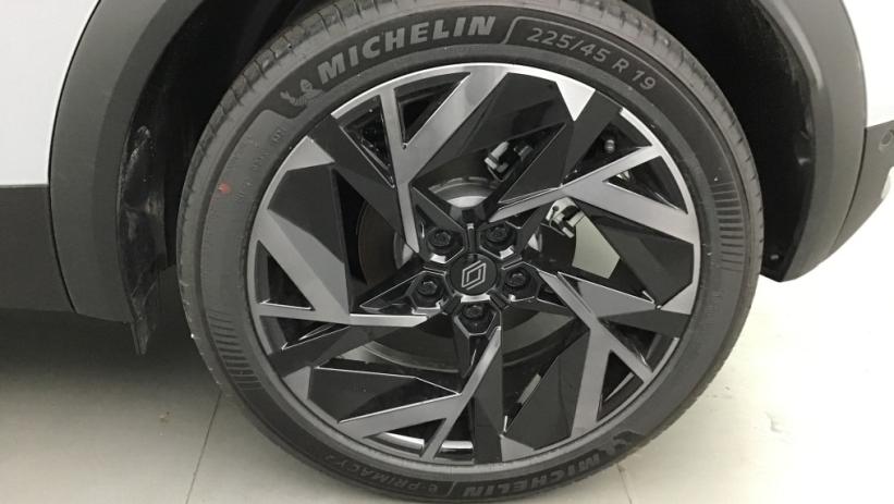 Aperçu du véhicule : CAPTUR E-Tech full hybrid 145 ch esprit Alpine