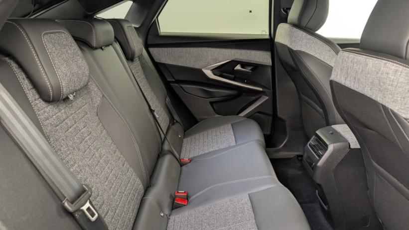 Aperçu du véhicule : Hybrid 145 e-DCS6 Allure