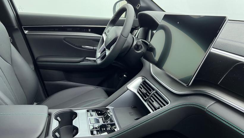 Aperçu du véhicule : 1.5l DM-i 218 ch PHEV Comfort Boundless Cloud avec 1100€ d'équipements inclus