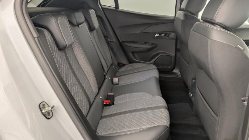 Aperçu du véhicule : 100 S S BVM6 Allure