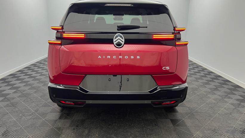 Aperçu du véhicule : Nouveau Hybrid 145 ch e-DCS6 Plus Rouge Rubis - Toit Noir Perla Nera avec 1550€ d'équipements inclus