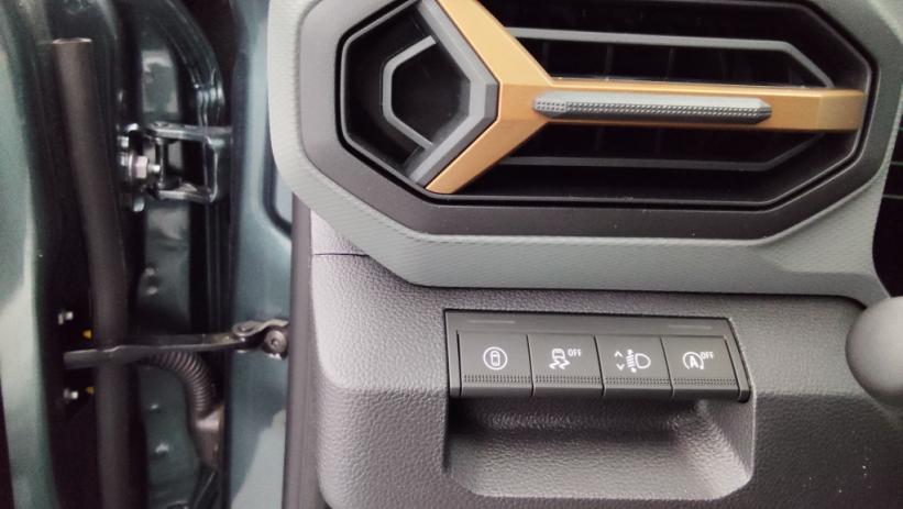 Aperçu du véhicule : 1.2 TCE MILD HYBRID 130CH EXTREME 4X4