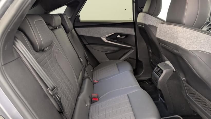 Aperçu du véhicule : Hybrid 145 e-DCS6 GT