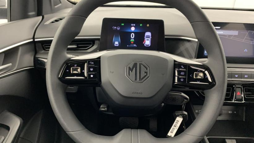 Aperçu du véhicule : 1.5 L Hybrid+ 195 ch Standard