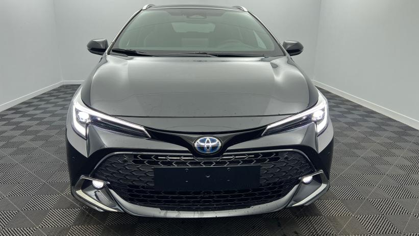 Aperçu du véhicule : Hybride 140ch Design Noir Intense avec 2250€ d'équipements inclus