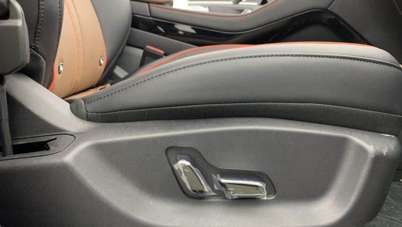 Aperçu du véhicule : 1.5L DM-I 218 CH PHEV COMFORT