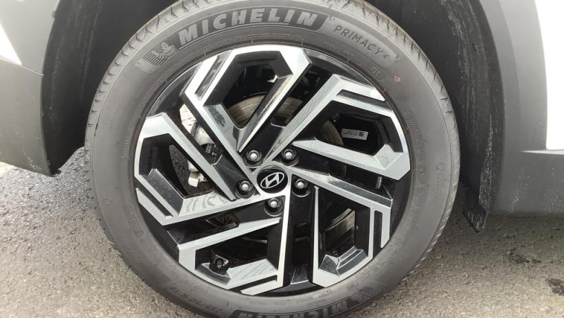 Aperçu du véhicule : TUCSON 1.6 T-GDI 215 Hybrid BVA6 Executive