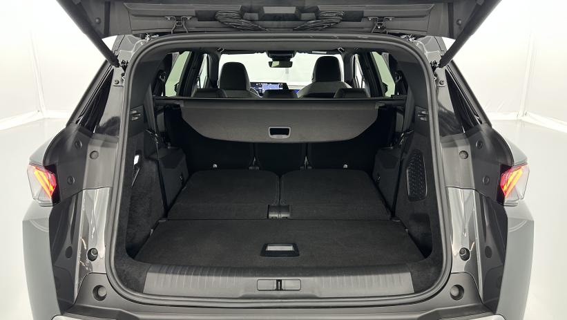 Aperçu du véhicule : III 1.2 Hybrid 145ch GT e-DCS6