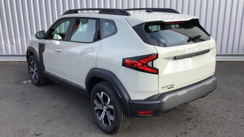 Aperçu du véhicule : DUSTER Hybrid 140 4x2 Expression