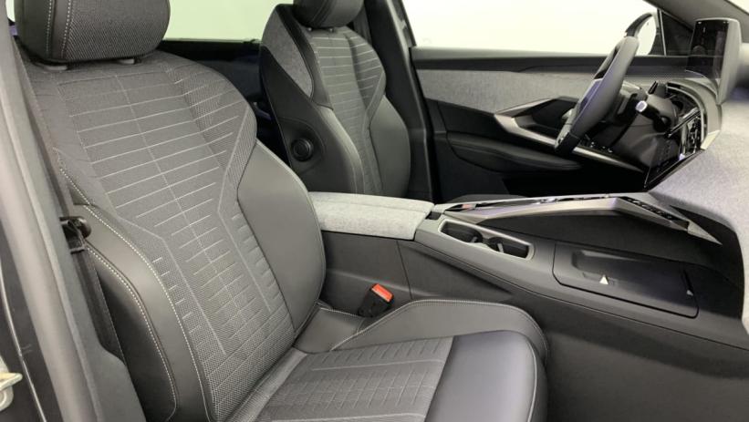 Aperçu du véhicule : Hybrid 145 e-DCS6 GT