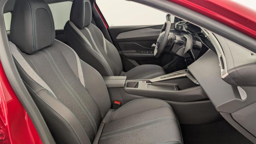 Aperçu du véhicule : Hybrid 145 e-DCS6 Allure