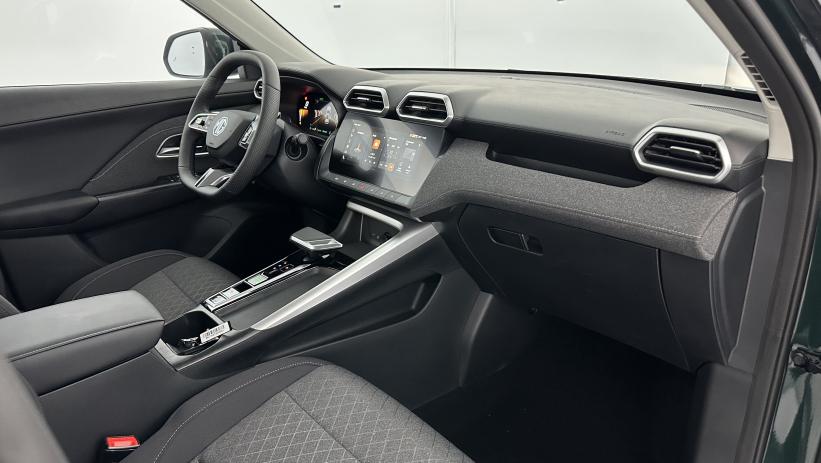 Aperçu du véhicule : 1.5 L Hybrid+ 197ch Standard