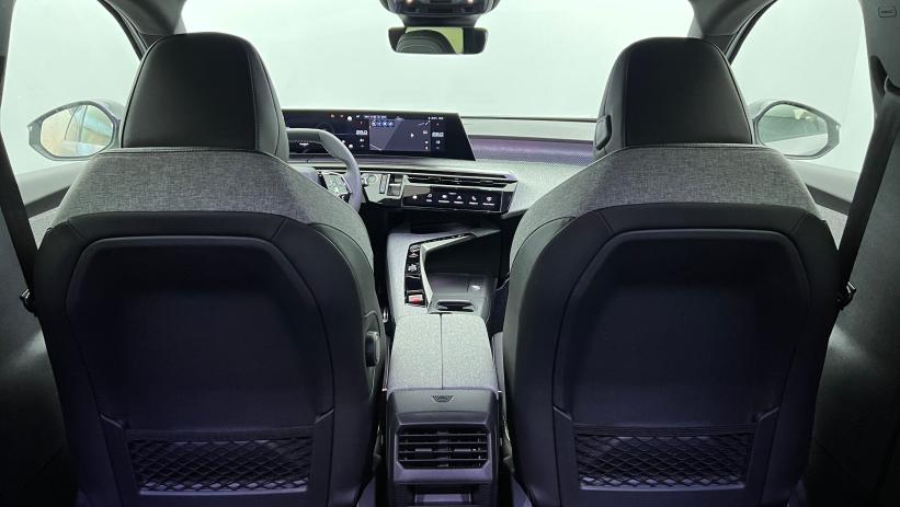 Aperçu du véhicule : Hybrid 145 e-DCS6 GT Gris Artense avec 4750€ d'équipements inclus