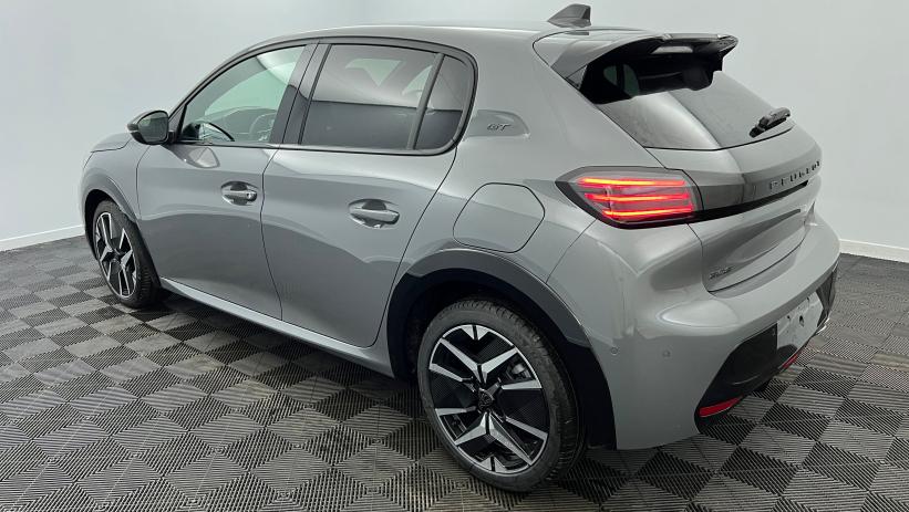 Aperçu du véhicule : Nouvelle Hybrid 145 e-DCS6 GT Gris Selenium avec 2700€ d'équipements inclus